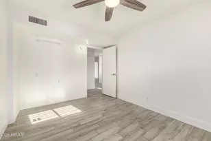 8103 N 56th Ave, Glendale, AZ 85302 - Photo 20