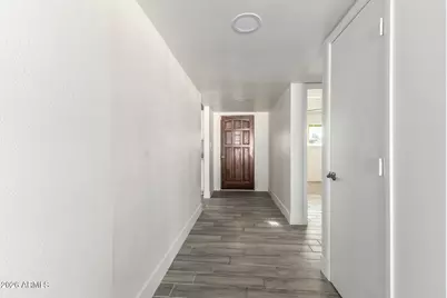 8103 N 56th Avenue, Glendale, AZ 85302 - Photo 4