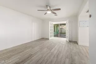 8103 N 56th Ave, Glendale, AZ 85302 - Photo 14