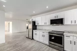 8103 N 56th Ave, Glendale, AZ 85302 - Photo 10