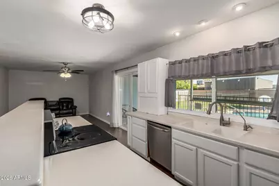 4419 W Vogel Avenue, Glendale, AZ 85302 - Photo 12