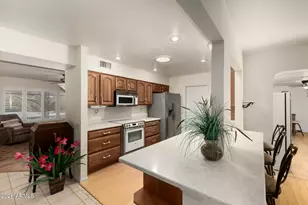 9404 W Hidden Valley Cir, Sun City, AZ 85351 - Photo 10