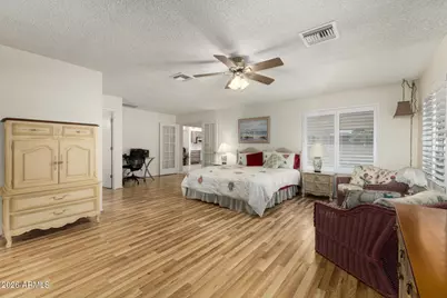 9404 W Hidden Valley Circle, Sun City, AZ 85351 - Photo 14