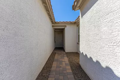184 N 169th Avenue, Goodyear, AZ 85338 - Photo 4