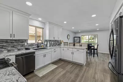 26241 S Lakemont Drive, Sun Lakes, AZ 85248 - Photo 18