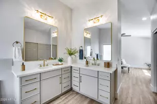 9811 E Sutton Dr, Scottsdale, AZ 85260 - Photo 30