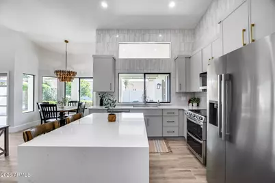 9811 E Sutton Drive, Scottsdale, AZ 85260 - Photo 14