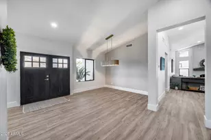 9811 E Sutton Dr, Scottsdale, AZ 85260 - Photo 8