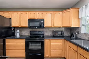 4128 W Meadow Dr, Glendale, AZ 85308 - Photo 8