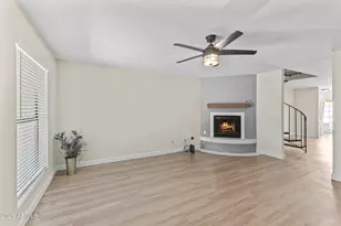 1425 E Desert Cove Ave, Phoenix, AZ 85020 - Photo 4