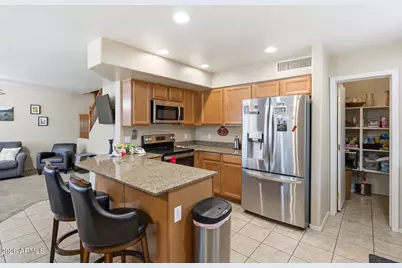 16352 N 172nd Lane, Surprise, AZ 85388 - Photo 10