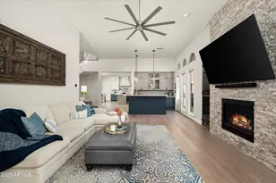 3449 E Lions St, Phoenix, AZ 85018 - Photo 4