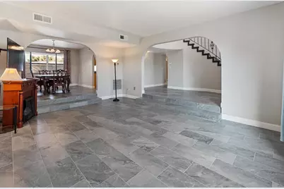 8464 N 7th Avenue, Phoenix, AZ 85021 - Photo 6