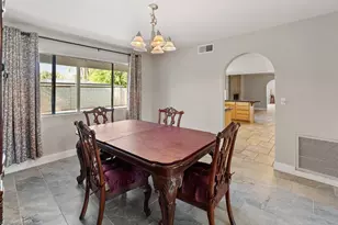 8464 N 7th Ave, Phoenix, AZ 85021 - Photo 8