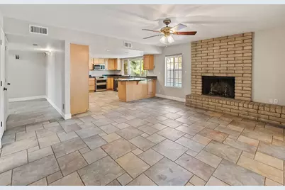 8464 N 7th Avenue, Phoenix, AZ 85021 - Photo 14