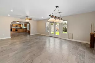 8464 N 7th Ave, Phoenix, AZ 85021 - Photo 16