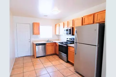 9975 W Lynx Drive #Unit D, Arizona City, AZ 85123 - Photo 2