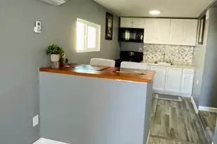 3720 W Mauna Loa Ln, Phoenix, AZ 85053 - Photo 4