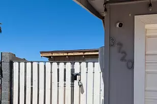 3720 W Mauna Loa Ln, Phoenix, AZ 85053 - Photo 1