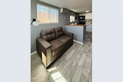 3720 W Mauna Loa Lane #Studio, Phoenix, AZ 85053 - Photo 2