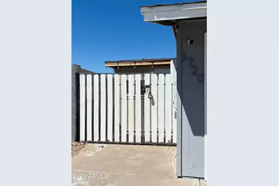 3720 W Mauna Loa Lane #Studio, Phoenix, AZ 85053 - Photo 16