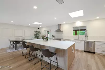 2226 E Fairmount Avenue, Phoenix, AZ 85016 - Photo 8