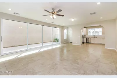 1088 S Agnes Lane, Gilbert, AZ 85296 - Photo 4