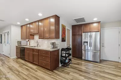 18410 N 104th Avenue N, Sun City, AZ 85373 - Photo 18