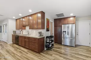 18410 N 104th Ave N, Sun City, AZ 85373 - Photo 18