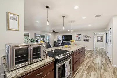 18410 N 104th Avenue N, Sun City, AZ 85373 - Photo 14