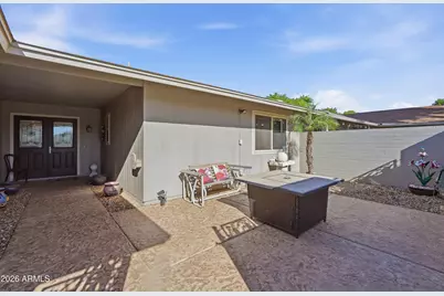 18410 N 104th Avenue N, Sun City, AZ 85373 - Photo 8