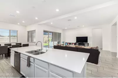 23929 N 166th Lane, Surprise, AZ 85387 - Photo 8