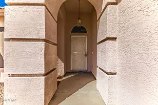 226 W Gail Dr, Gilbert, AZ 85233 - Photo 2