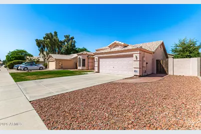 226 W Gail Drive, Gilbert, AZ 85233 - Photo 32