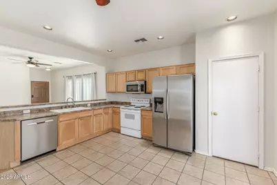 256 N 110th Street, Apache Junction, AZ 85120 - Photo 10