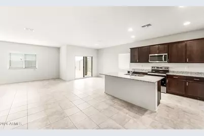 43035 W Palo Amarillo Road, Maricopa, AZ 85138 - Photo 2