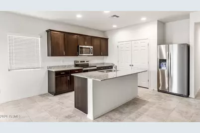 43035 W Palo Amarillo Road, Maricopa, AZ 85138 - Photo 4