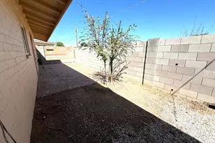 15841 N Sunny Ln, Surprise, AZ 85378 - Photo 22