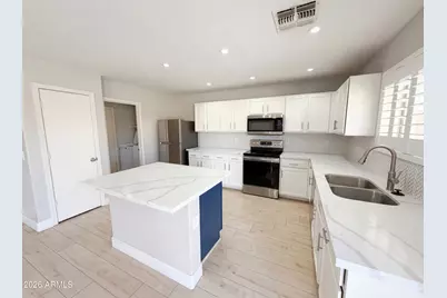 10018 W Miami Street, Tolleson, AZ 85353 - Photo 2