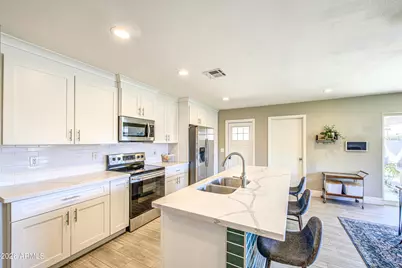 1640 N Queensbury Road, Mesa, AZ 85201 - Photo 1