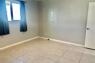 1302 W Halstead Dr, Phoenix, AZ 85023 - Photo 16