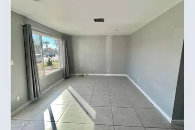 1302 W Halstead Drive, Phoenix, AZ 85023 - Photo 8