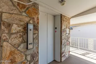 10847 N Fairway Ct E, Sun City, AZ 85351 - Photo 4