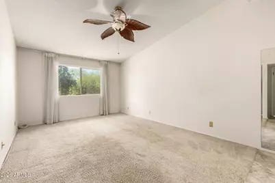 10847 N Fairway Court E #10847, Sun City, AZ 85351 - Photo 12