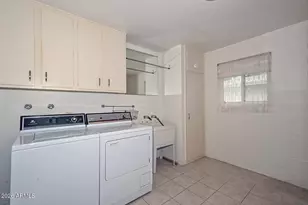 10226 W Forrester Dr, Sun City, AZ 85351 - Photo 26