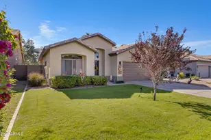 1511 E Black Diamond Dr, Gilbert, AZ 85296 - Photo 2