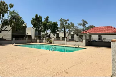 2801 E Monte Cristo Avenue #201, Phoenix, AZ 85032 - Photo 1
