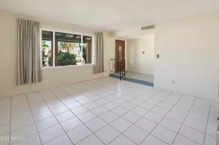 13618 N 21st Dr, Phoenix, AZ 85029 - Photo 2