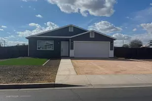 136 N 88th St, Mesa, AZ 85207 - Photo 1