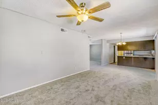 1928 W Kristal Way, Phoenix, AZ 85027 - Photo 8